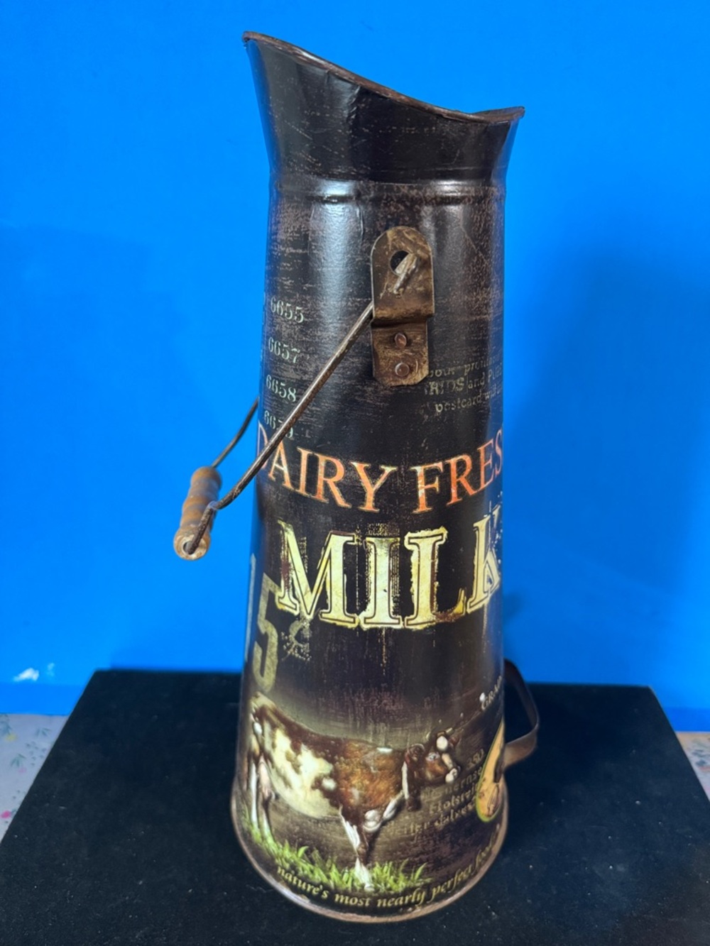 Vintage-Inspired Brown Milk Can Pitcher - Home Dining Accent